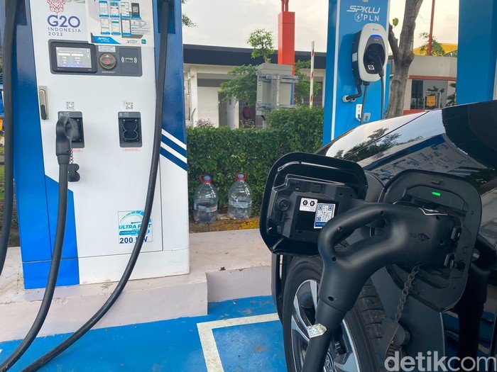 Intip Ragam Pilihan Mobil Ramah Lingkungan Toyota, Datang ke Sini!