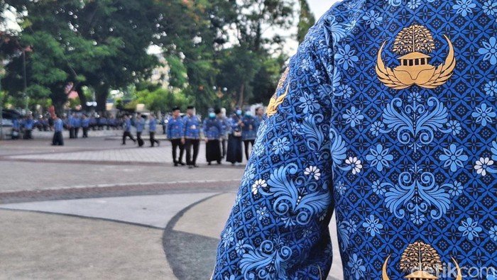 Gaji ke-13 PNS Mulai Cair Hari Ini, Segini Besarnya